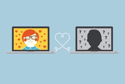 Why You Should Give Online Dating a Try